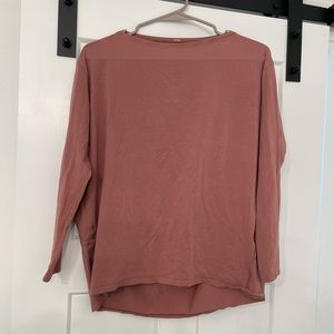 Lululemon back in action long sleeve